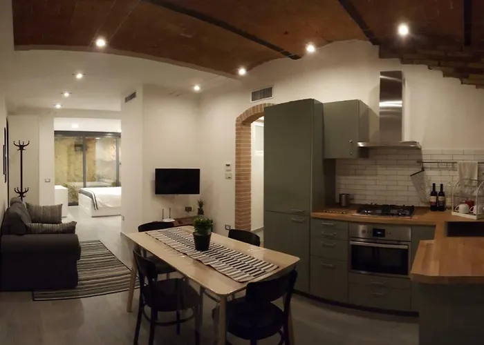 Lucas House